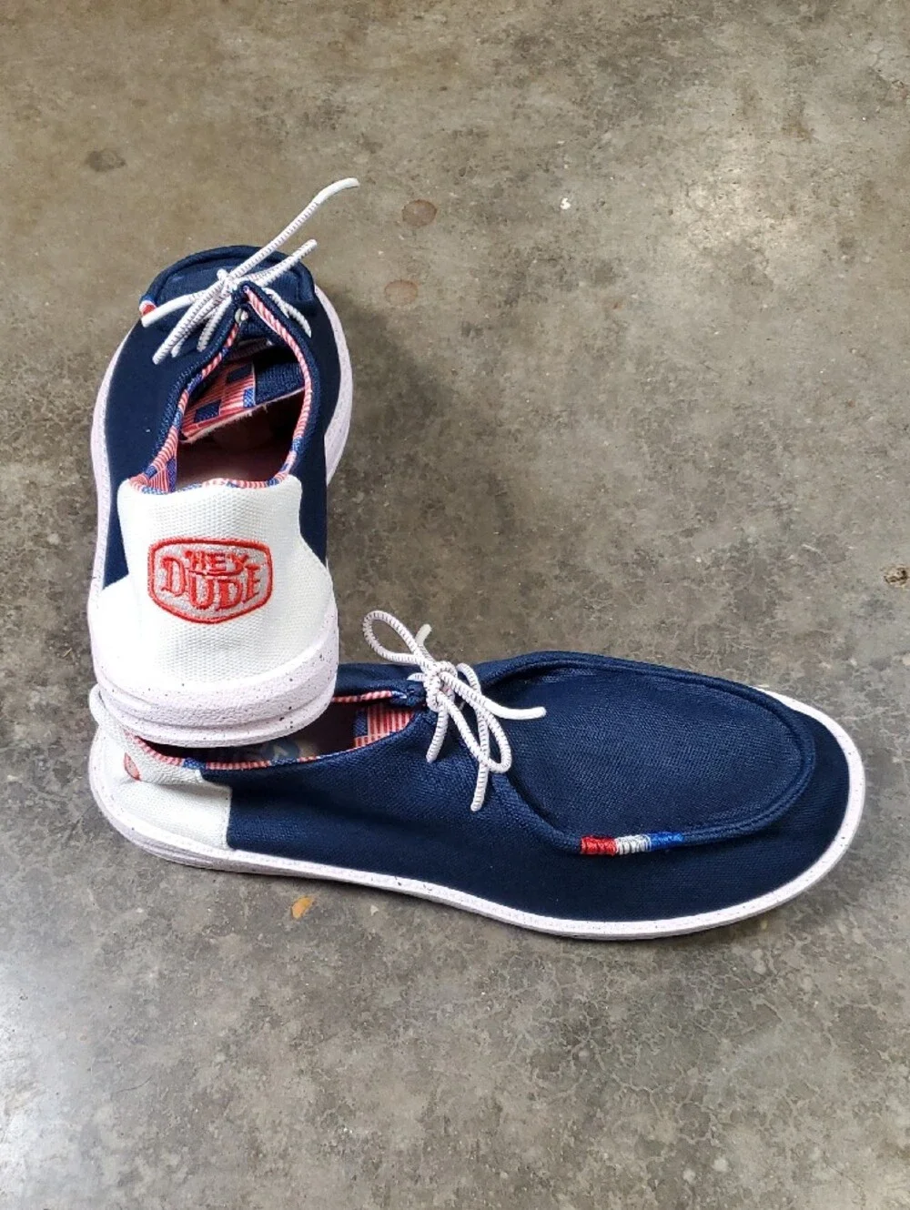 Hey Dude Men’s Wally Hey Comf Patriotic Flag Red White & Blue Boat Shoes Size 41